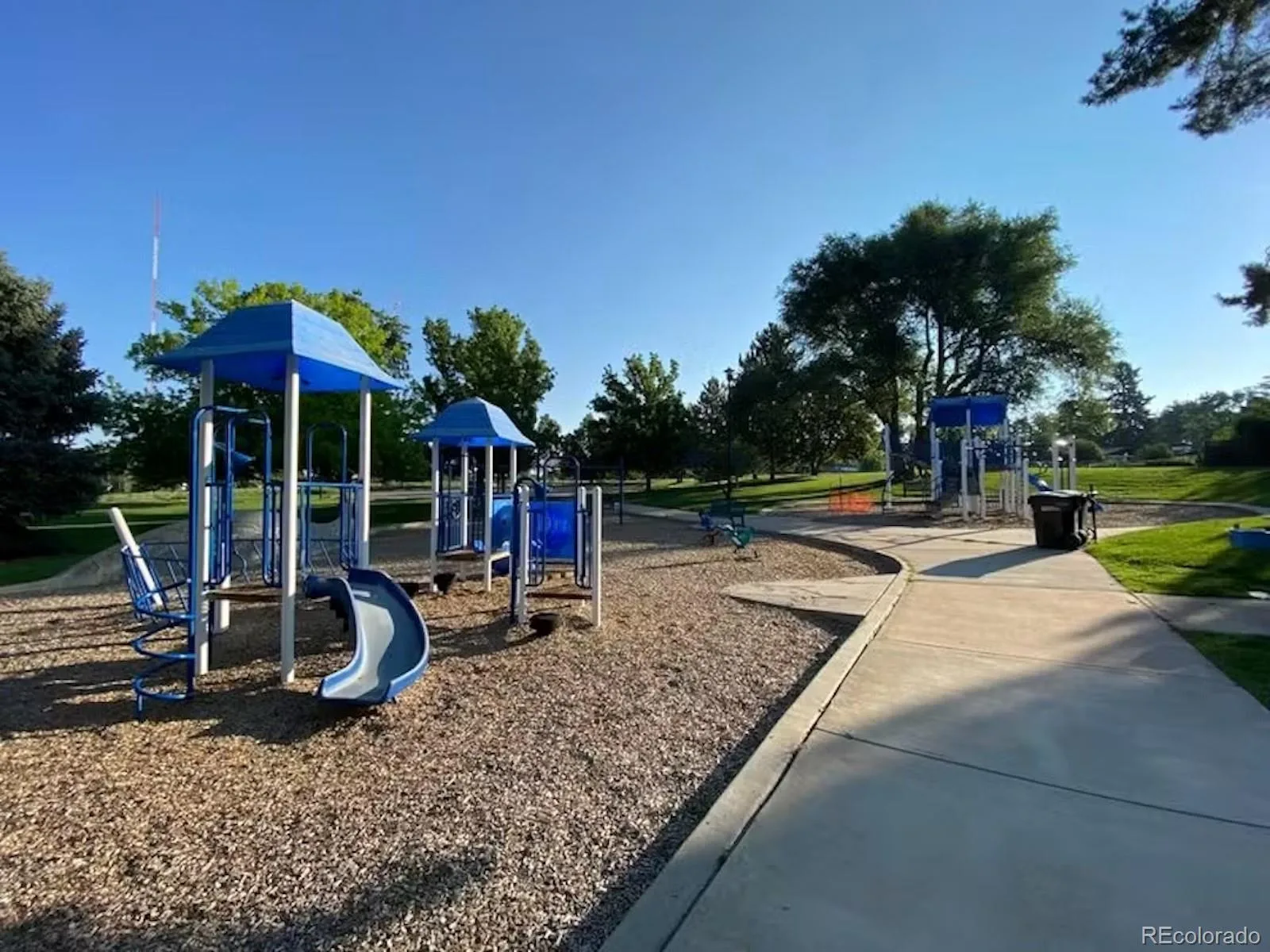991 E Cottonwood Avenue Centennial CO 80121 | MLS #REC4681064 09232026052810 1600 31