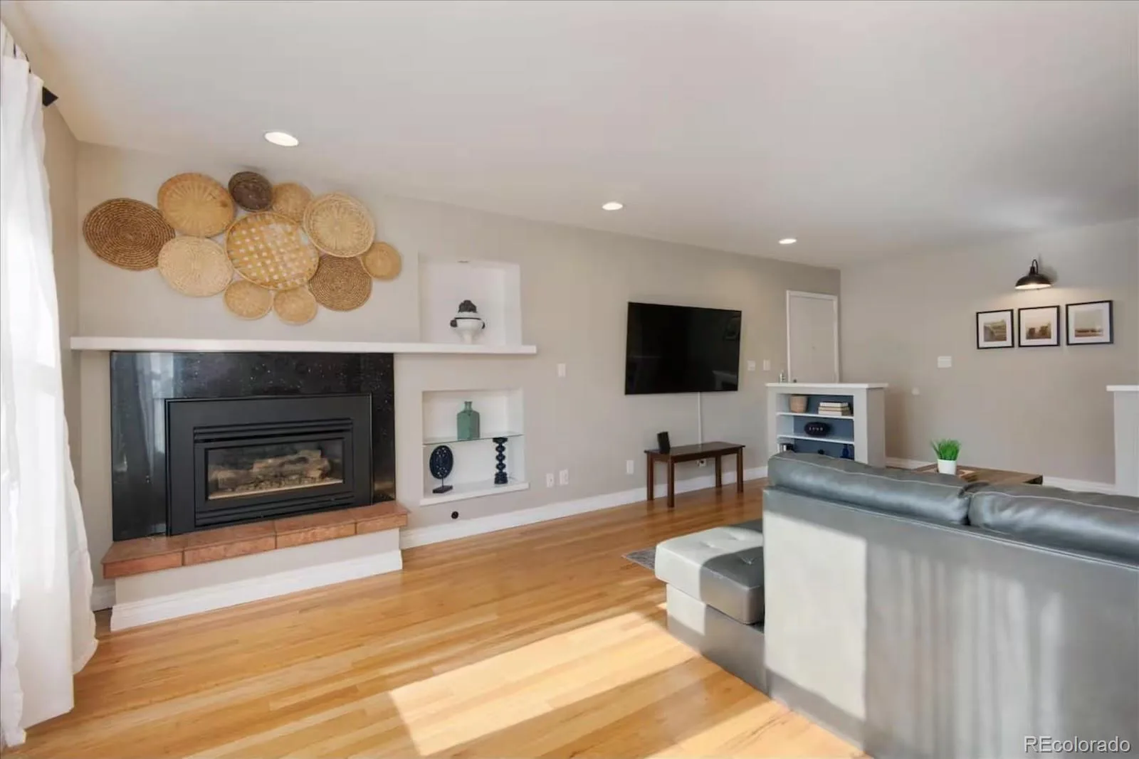 991 E Cottonwood Avenue Centennial CO 80121 | MLS #REC4681064 09232026052810 1600 5