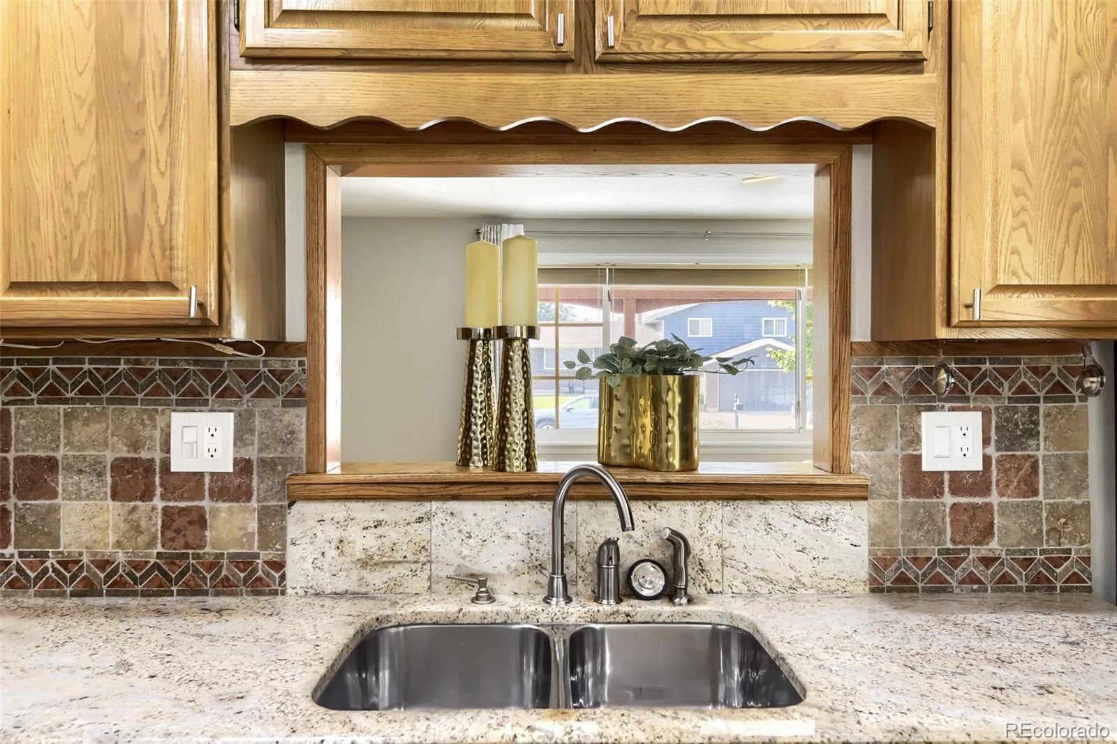 13097 E Center Avenue Aurora CO 80012 | MLS #REC4681416 09232026052817 1600 11