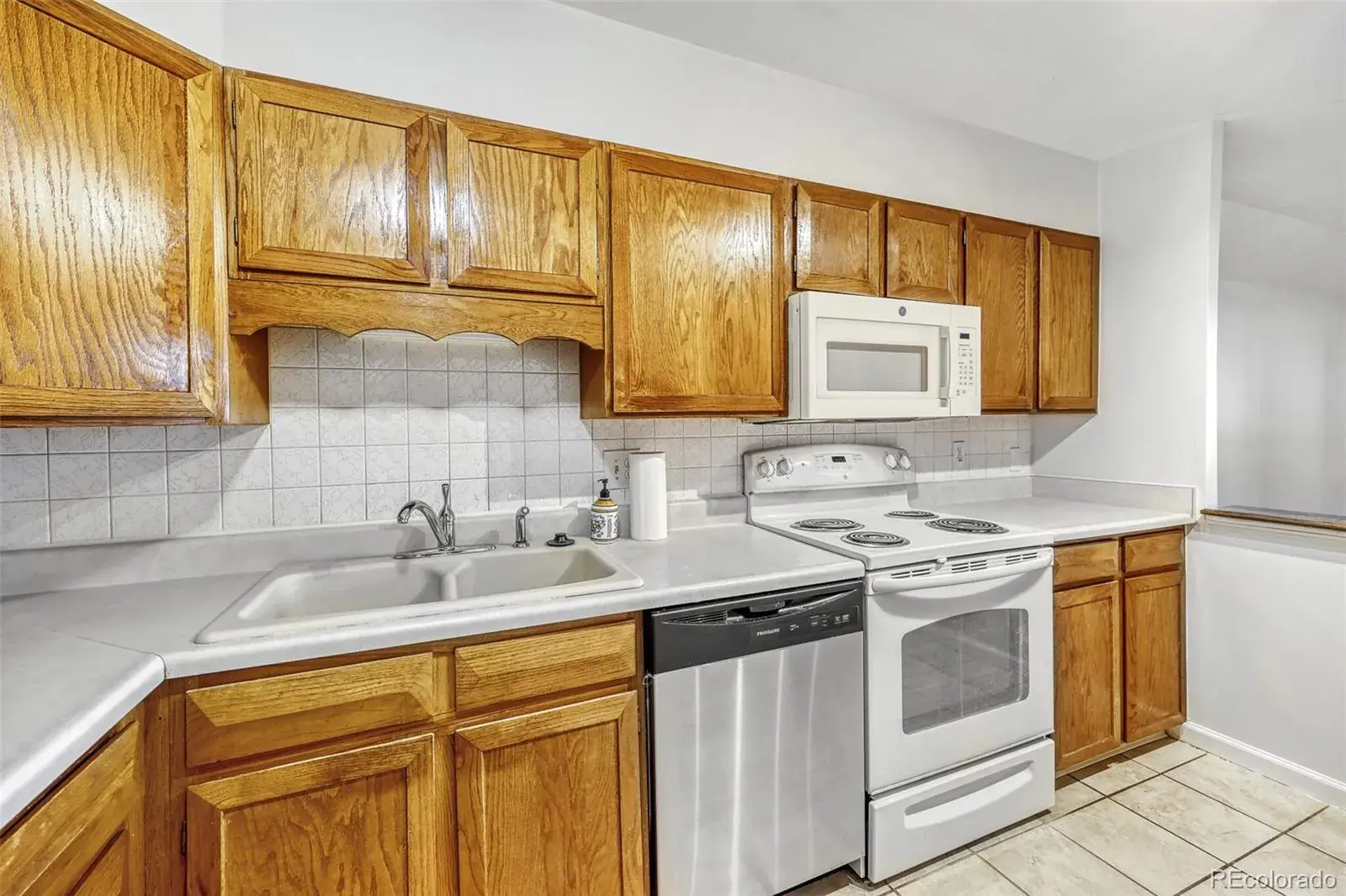 13626 E Bates Avenue #103 Aurora CO 80014 MLS #REC4687403 02122026194424 1600 8