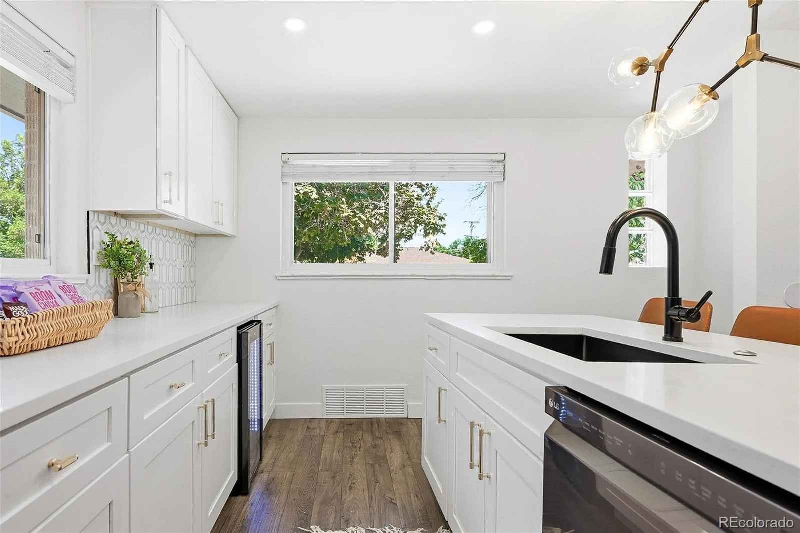 505 Zenobia Street Denver CO 80204 | MLS #REC4688981 07162026162156 1600 12