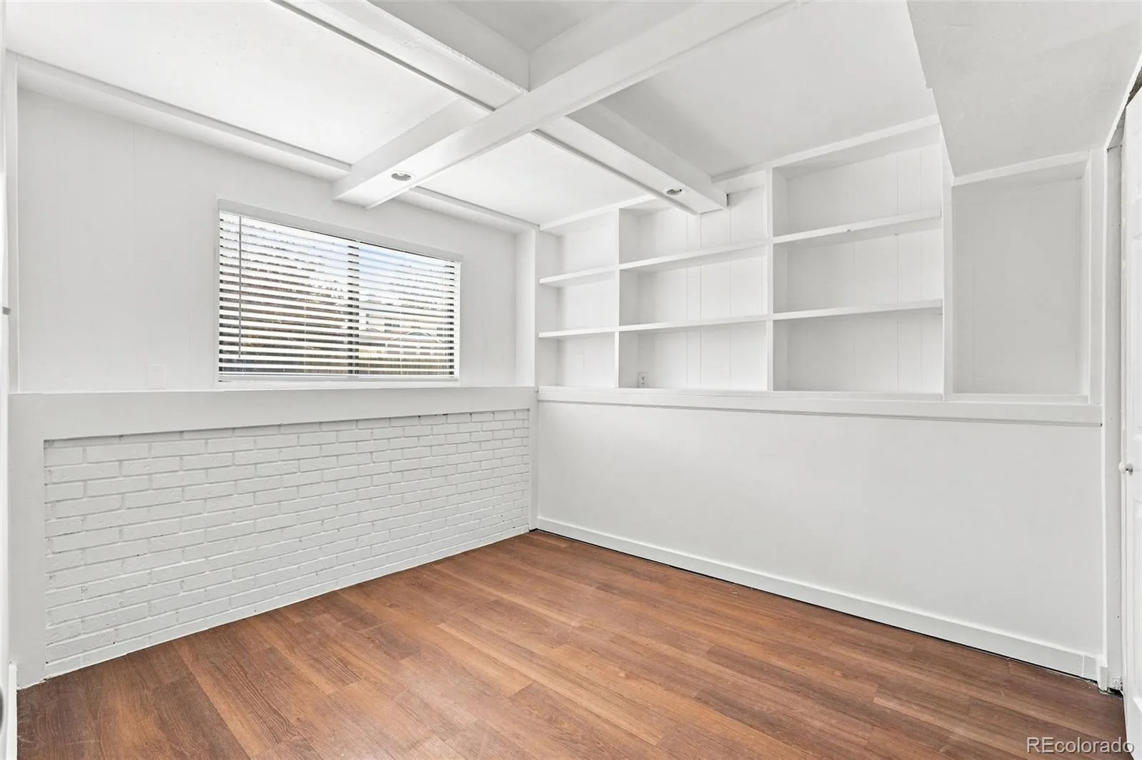 17958 E Oxford Drive Aurora CO 80013 | MLS #REC4689317 08222026004131 1600 23