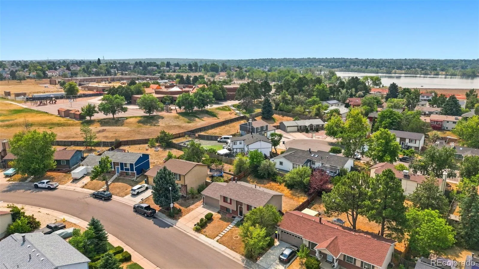 17958 E Oxford Drive Aurora CO 80013 | MLS #REC4689317 08222026004131 1600 34