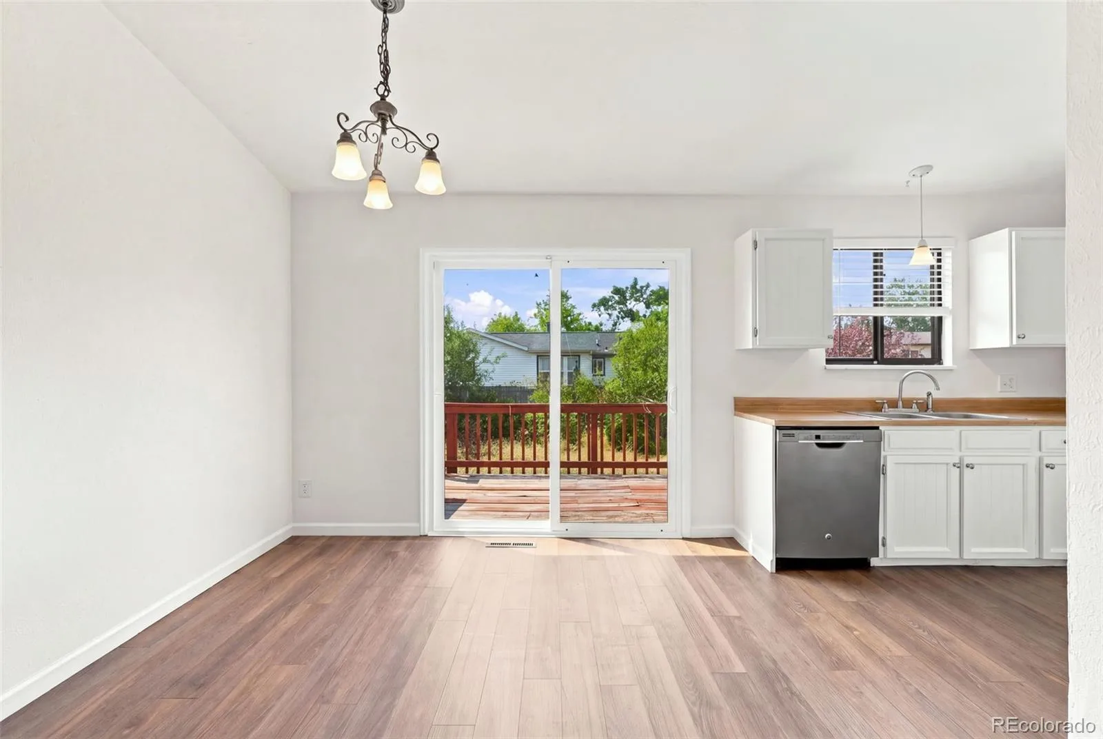 17958 E Oxford Drive Aurora CO 80013 | MLS #REC4689317 08222026004131 1600 5