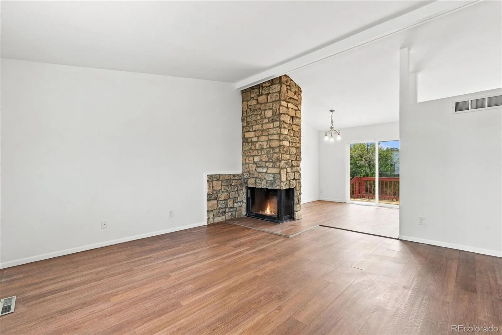 17958 E Oxford Drive Aurora CO 80013 | MLS #REC4689317 08222026004131 1600 7
