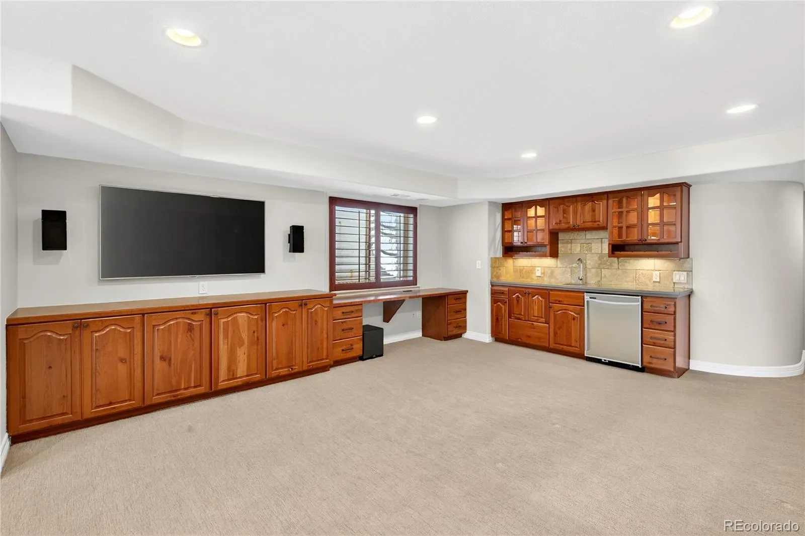 03142026171657 1600 32