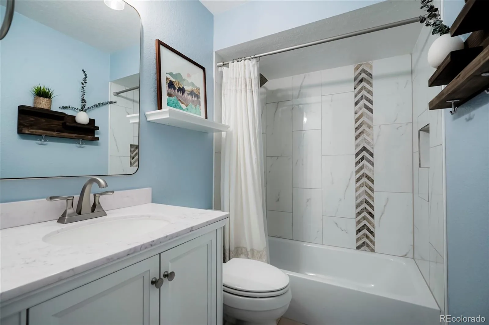 2383 S Holland Street Lakewood CO 80227 | MLS #REC4692585 08112026054227 1600 15