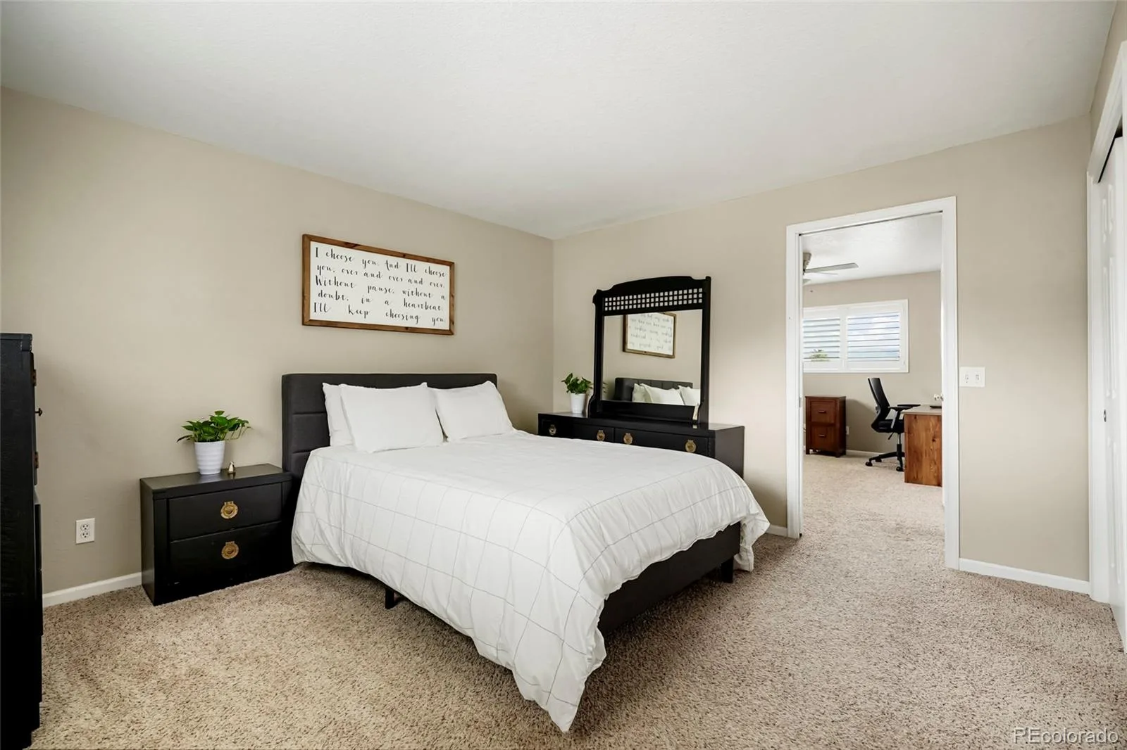 2383 S Holland Street Lakewood CO 80227 | MLS #REC4692585 08112026054227 1600 17