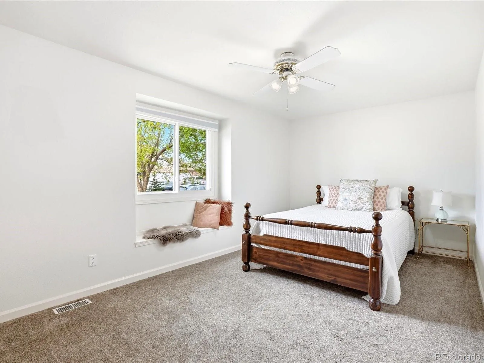 04112026144007 1600 14