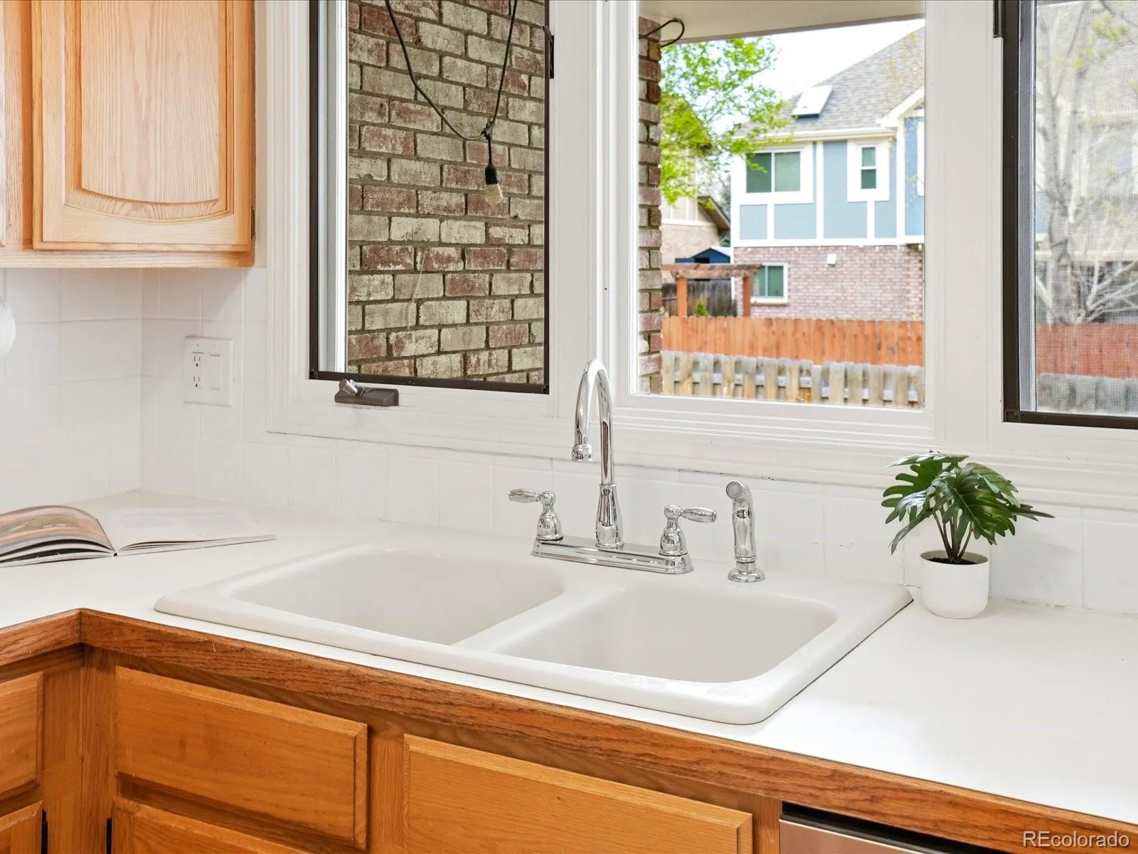 04112026144007 1600 17