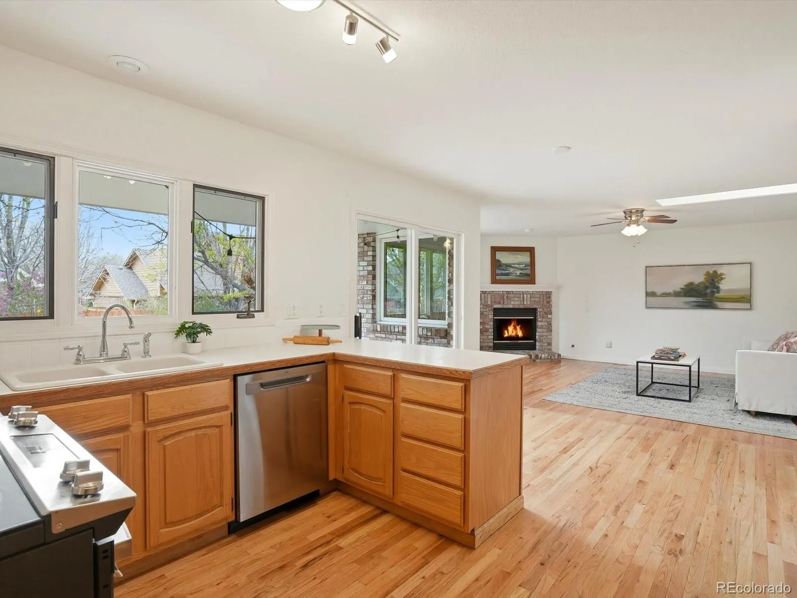 04112026144007 1600 20