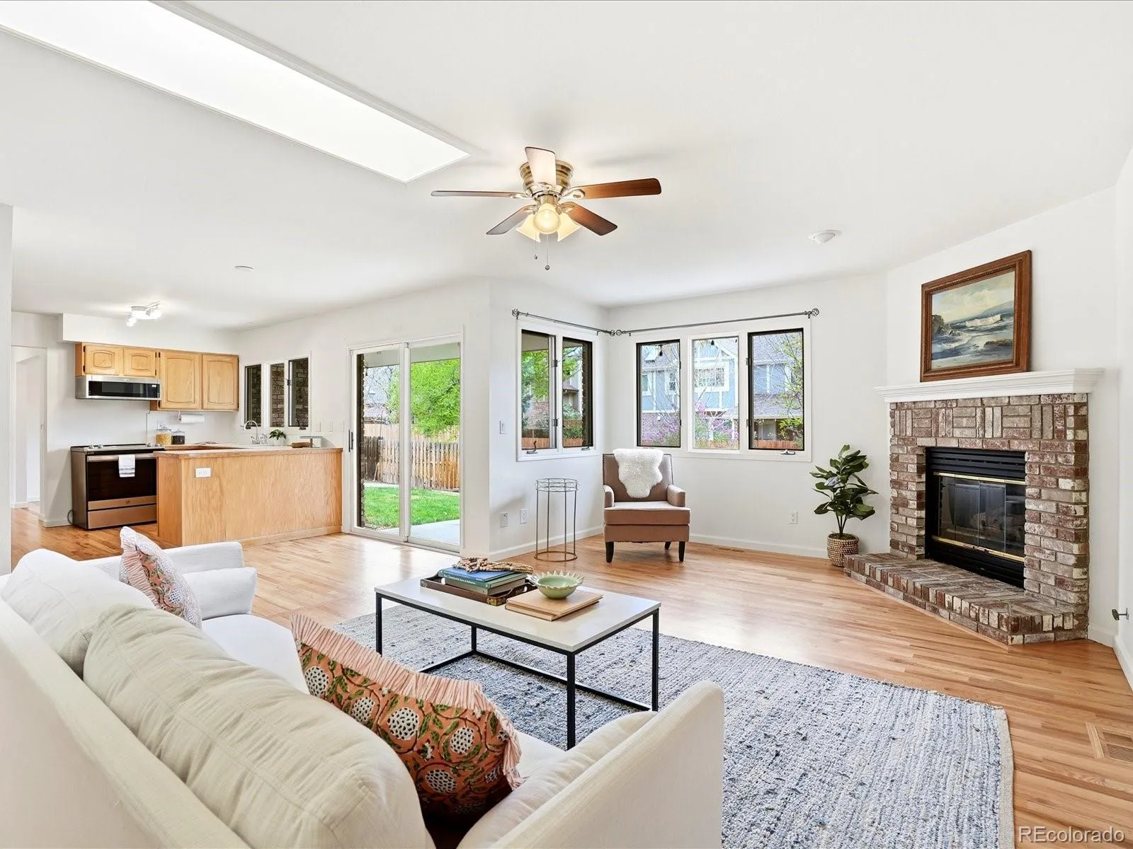 04112026144007 1600 22