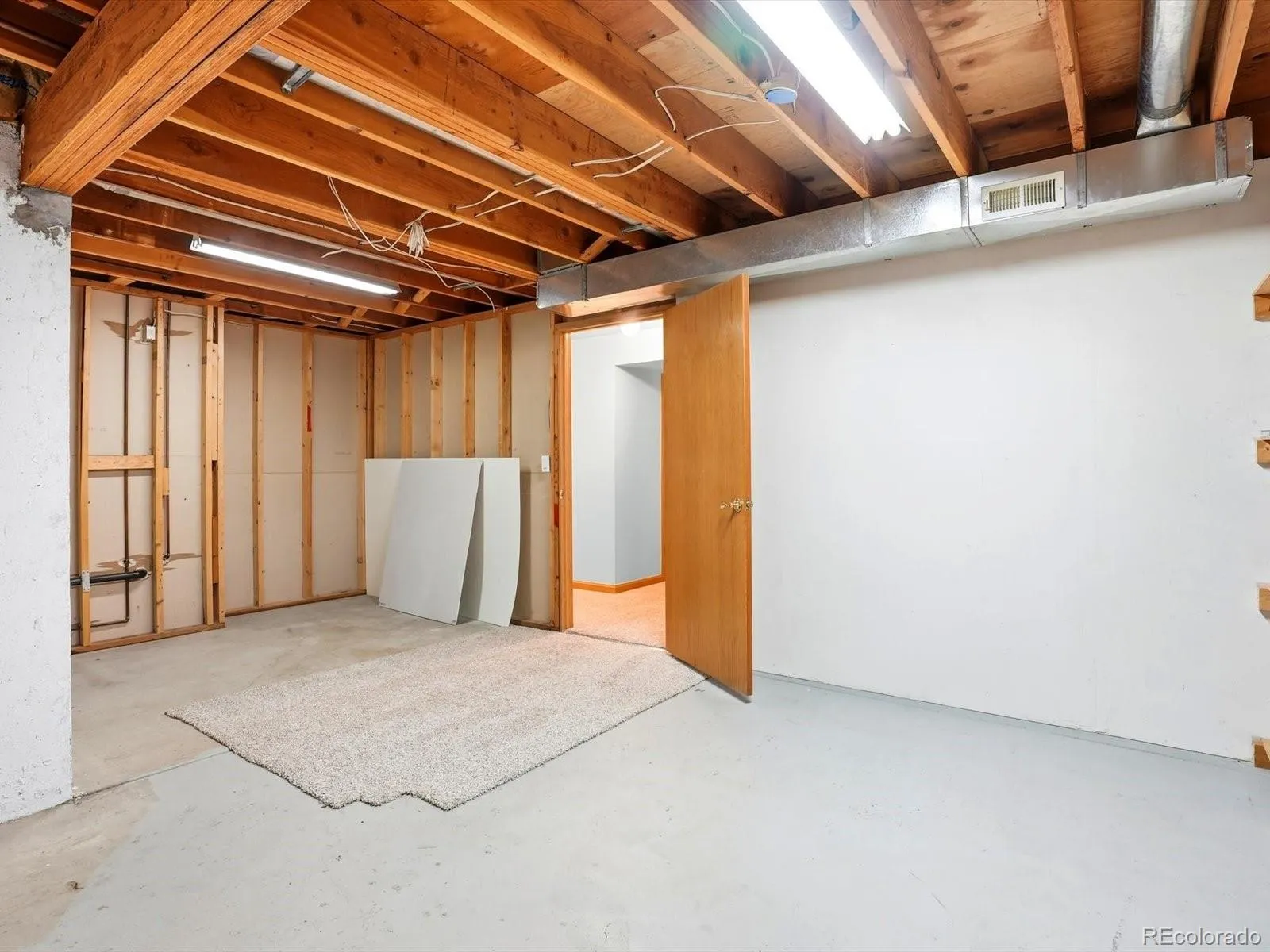 04112026144007 1600 34