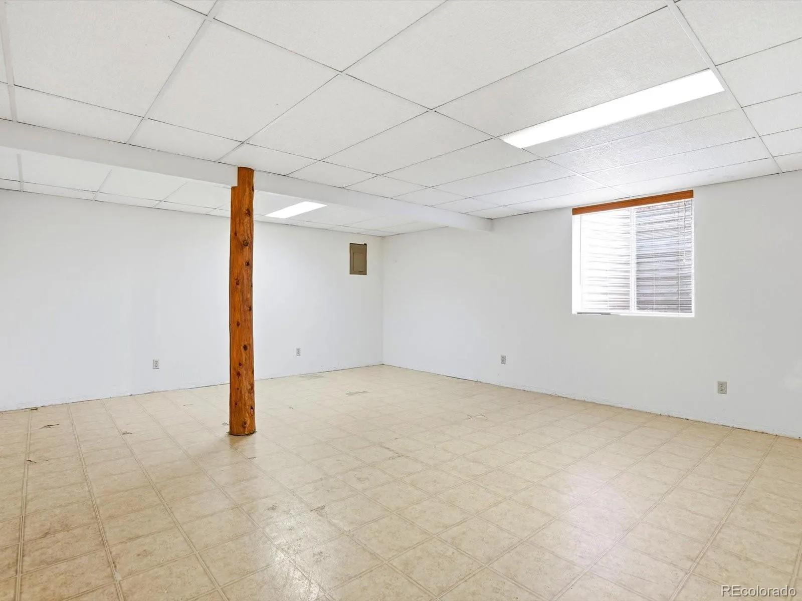 04112026144007 1600 35