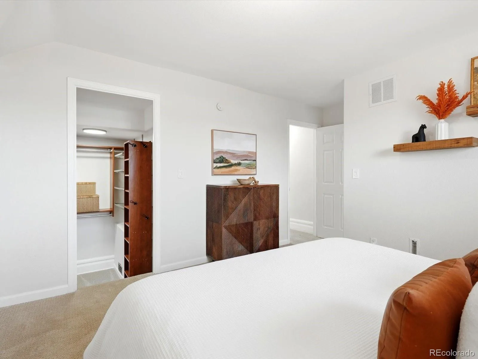 555 S Lincoln Street Denver CO 80209 | MLS #REC4694863 09232026052950 1600 21