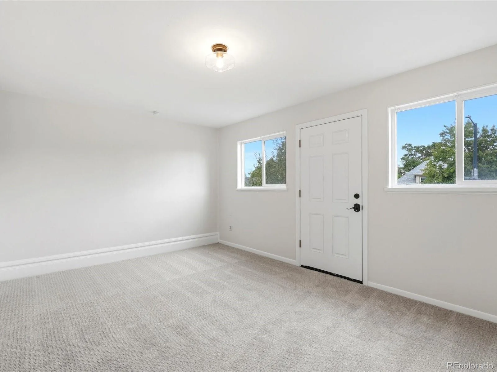 555 S Lincoln Street Denver CO 80209 | MLS #REC4694863 09232026052950 1600 26