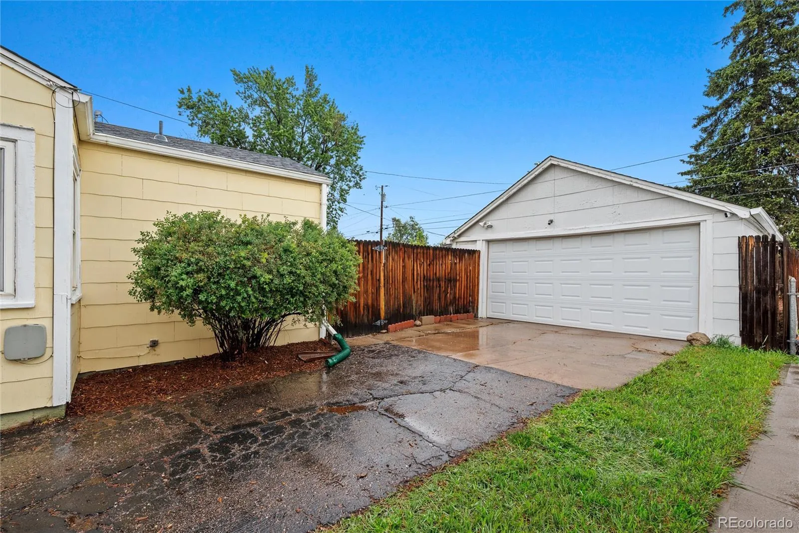 3930 S Grant Street Englewood CO 80113 MLS #REC4695359 05212026073420 1600 31