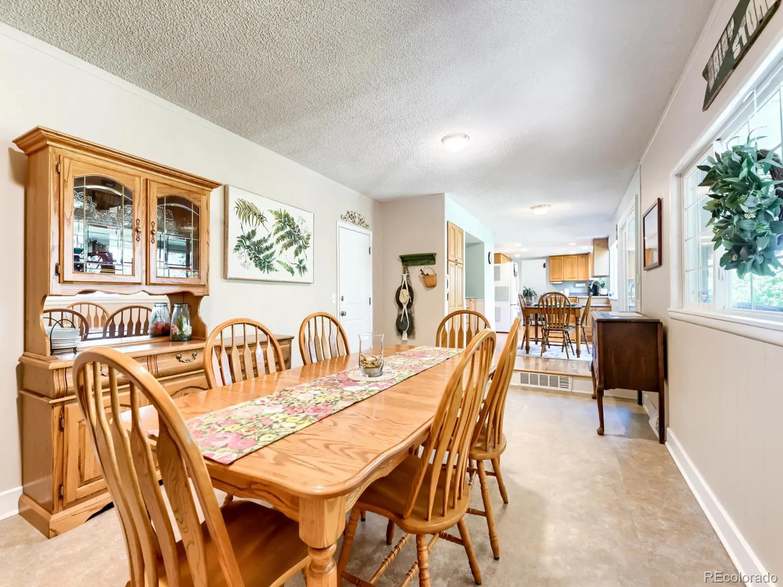 8705 E Chenango Avenue Denver CO 80237 MLS #REC4696064 05132026032310 1600 10