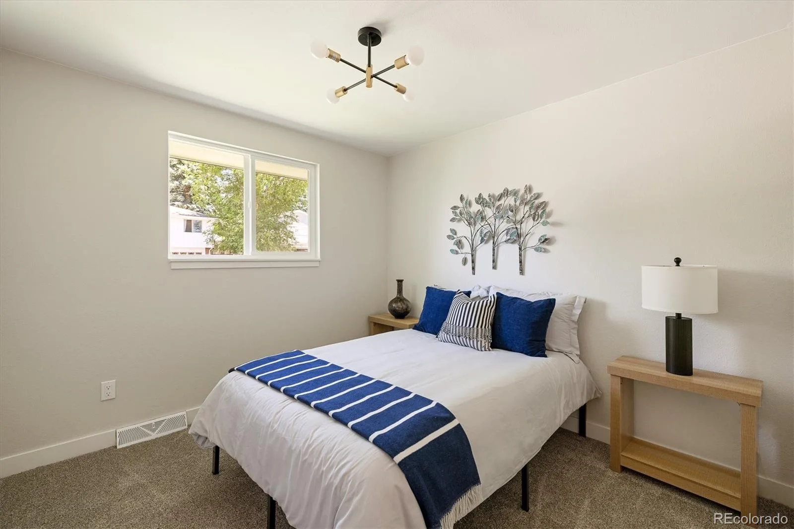 10172 W 69th Avenue Arvada CO 80004 MLS #REC4697075 06112026173805 1600 17