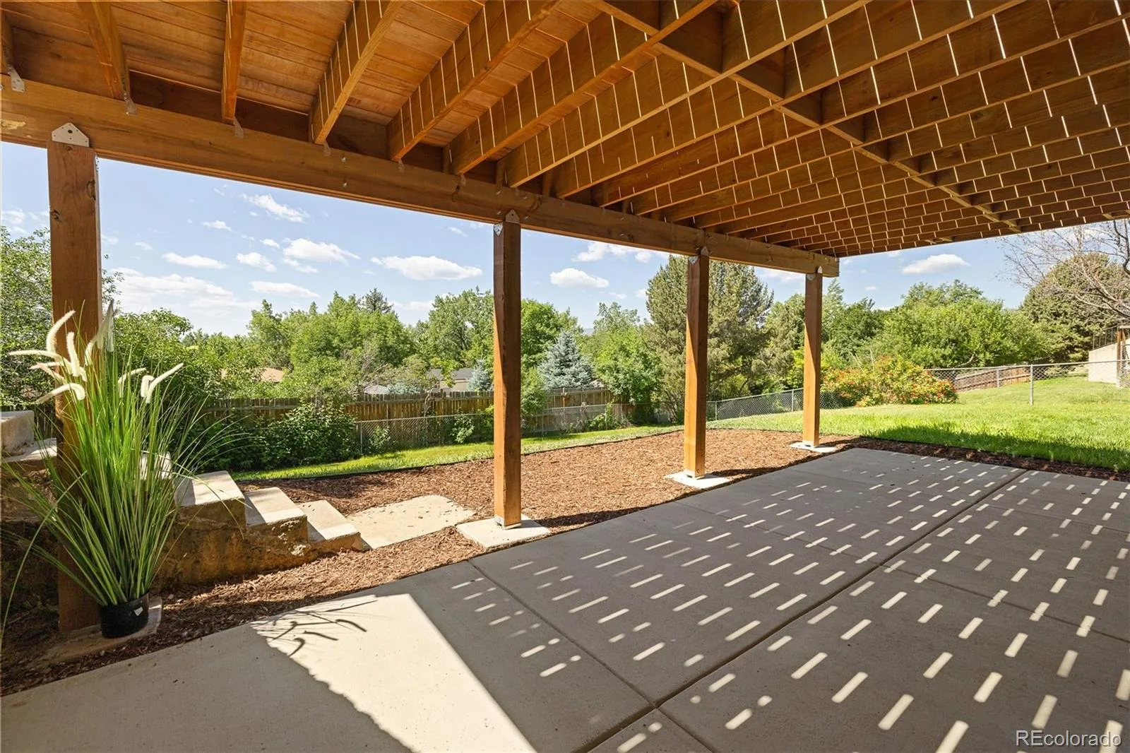 10172 W 69th Avenue Arvada CO 80004 MLS #REC4697075 06112026173805 1600 33