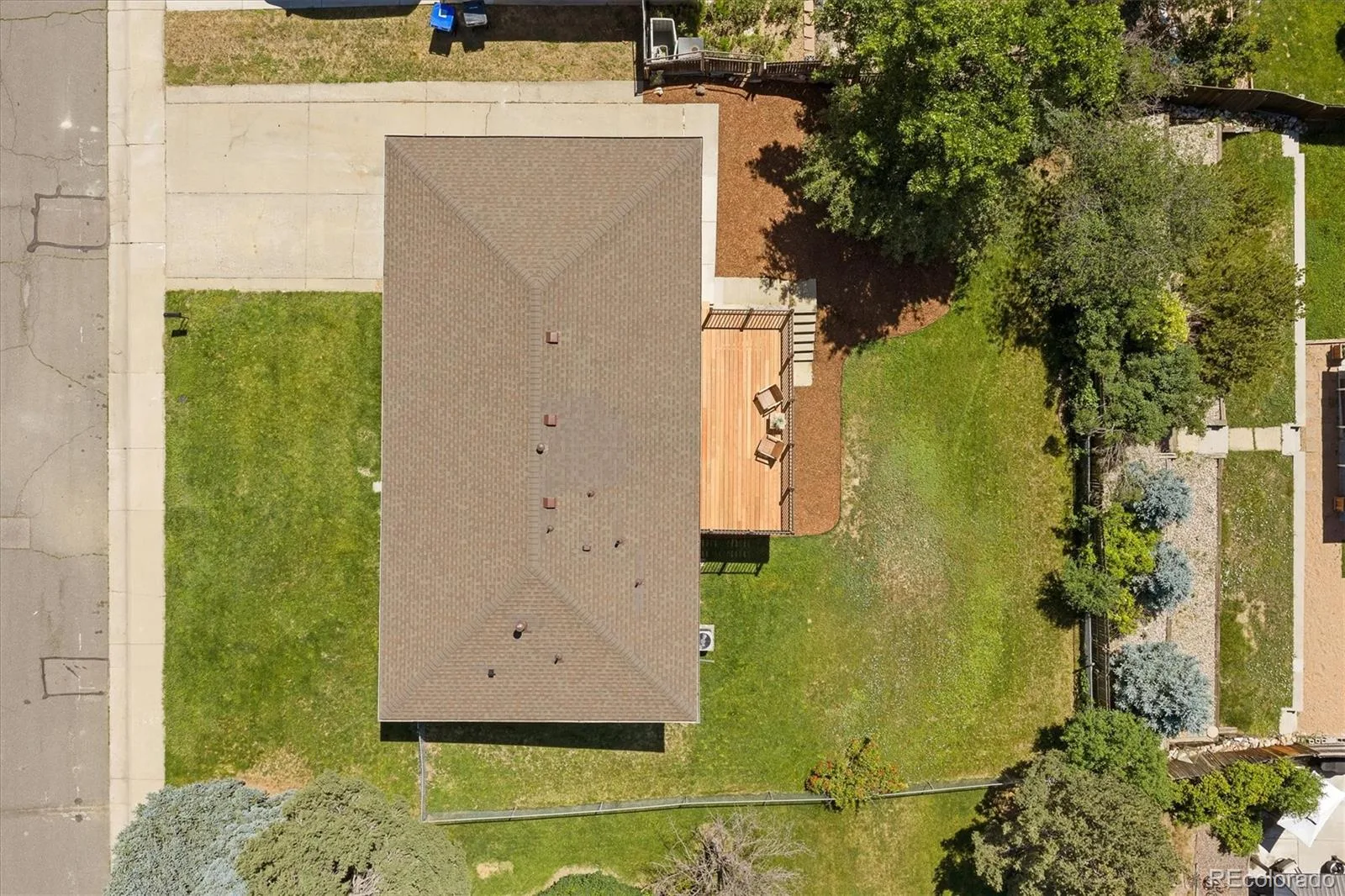 10172 W 69th Avenue Arvada CO 80004 MLS #REC4697075 06112026173805 1600 39