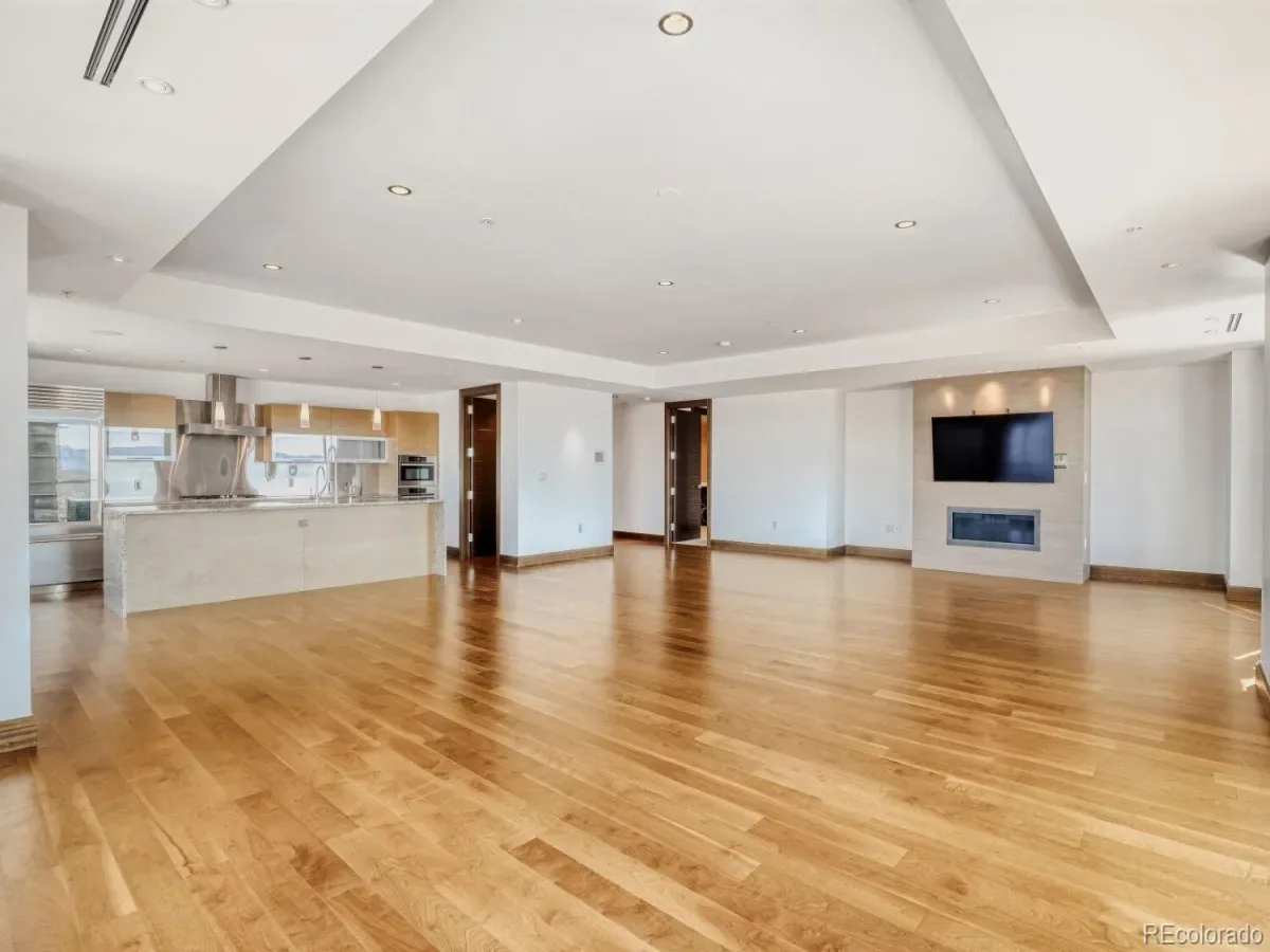 03262026004216 1200 6