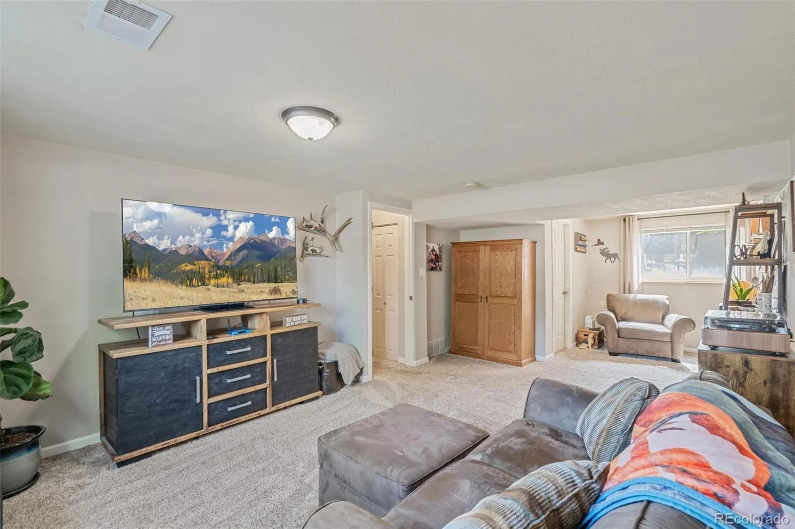 6691 Quay Court Arvada CO 80003 MLS #REC4698059 05232026094137 1600 18