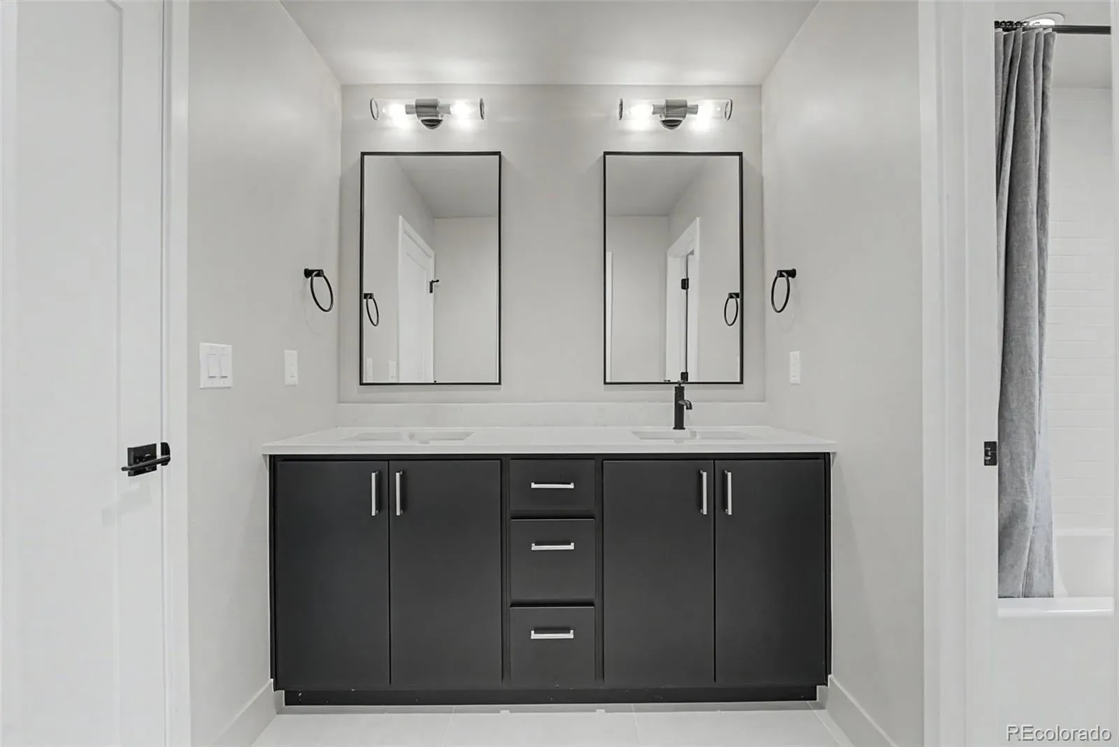 03272026170335 1600 16