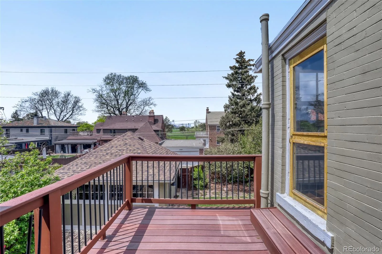 2365 Albion Street Denver CO 80207 | MLS #REC4699690 08052026165745 1600 32