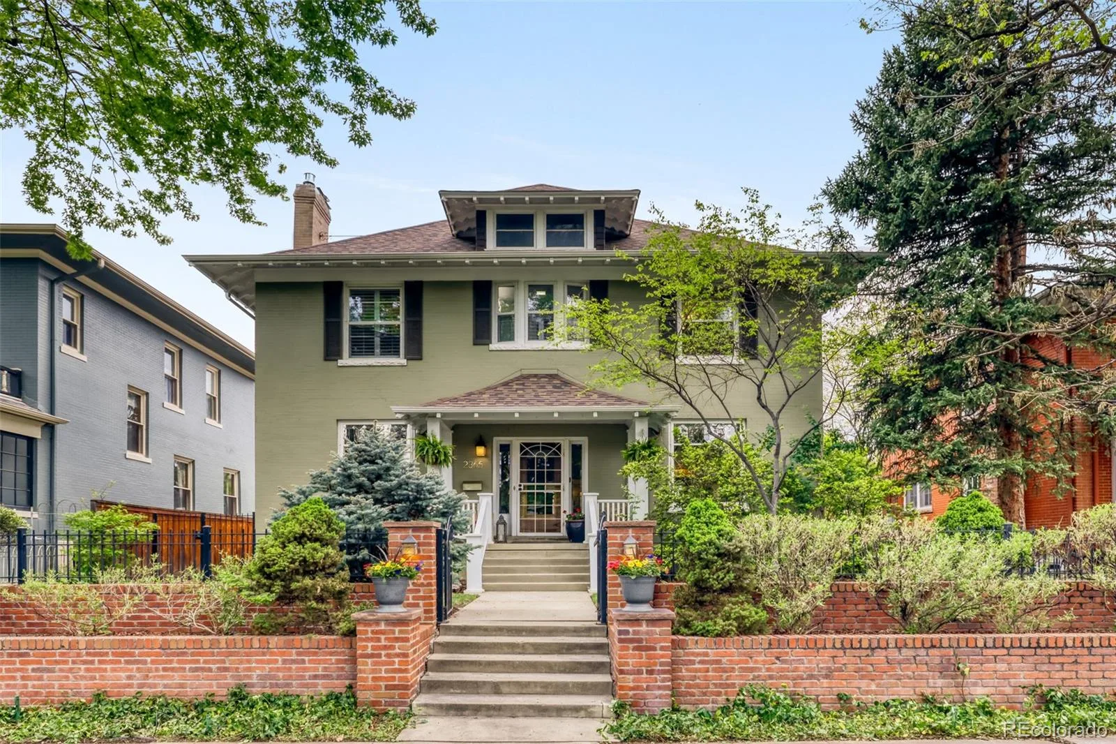 2365 Albion Street Denver CO 80207 | MLS #REC4699690 08052026165745 1600 46