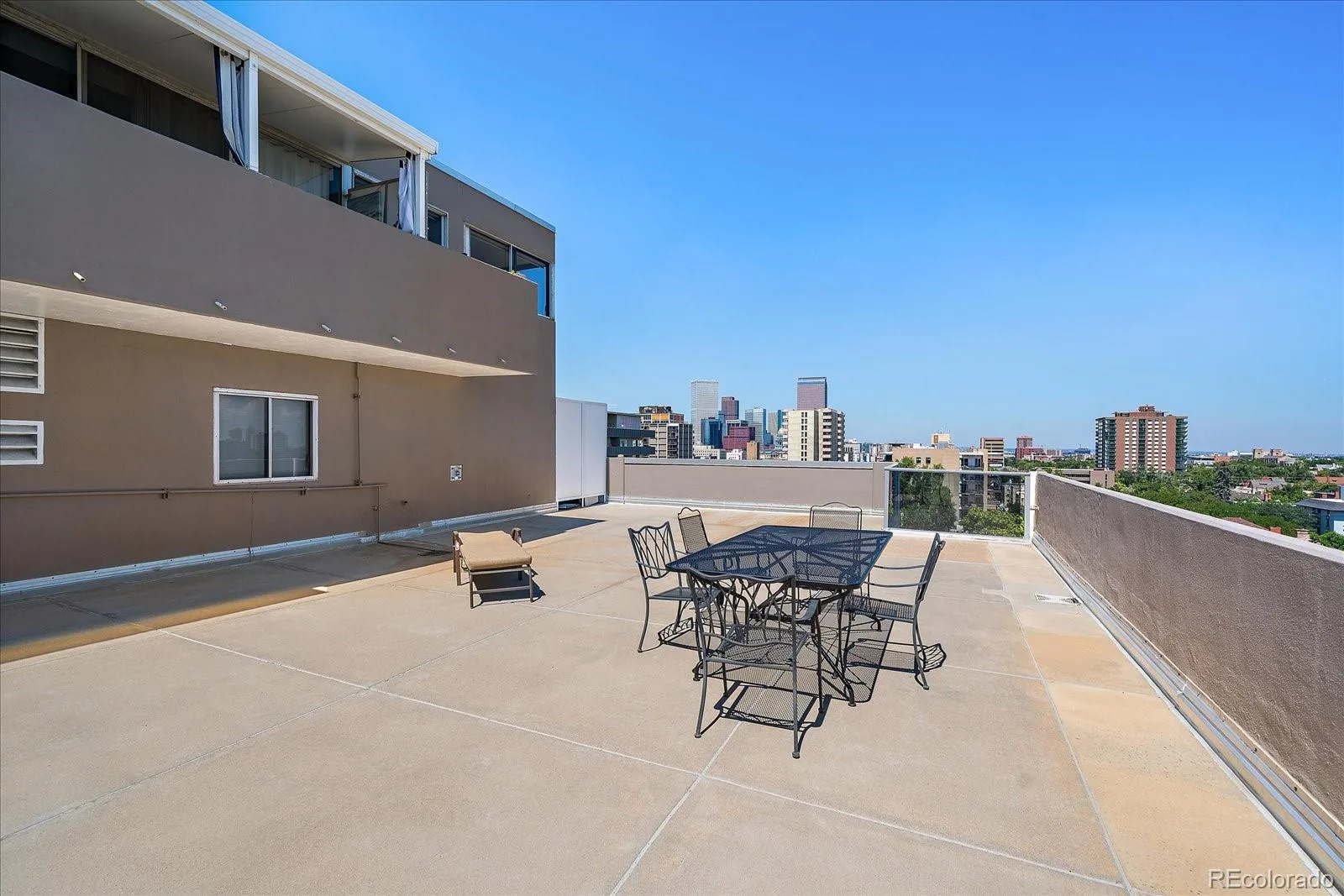 855 Pennsylvania Street #305 Denver CO 80203 MLS #REC4700874 06012026225941 1600 13