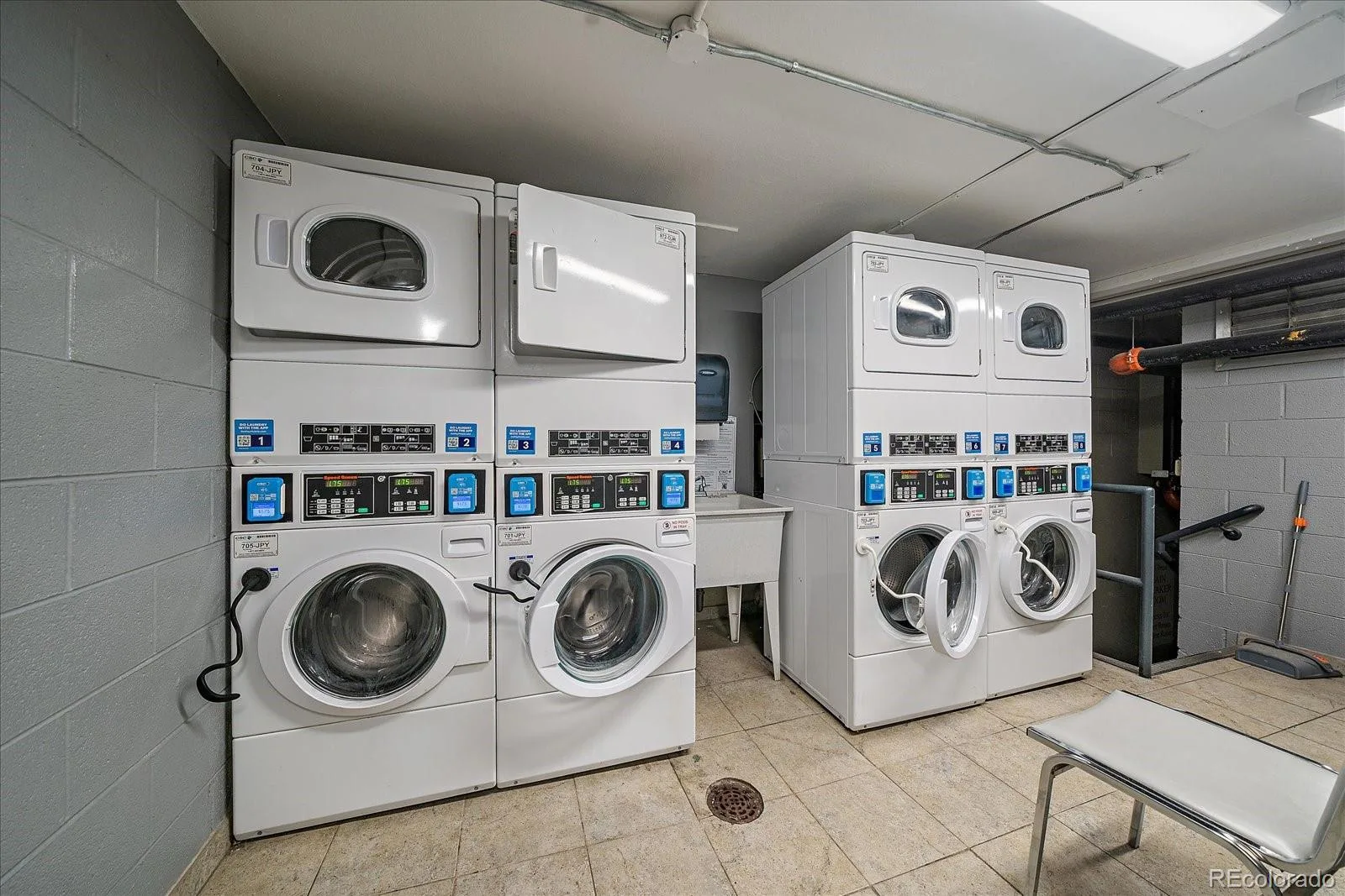 855 Pennsylvania Street #305 Denver CO 80203 MLS #REC4700874 06012026225941 1600 15