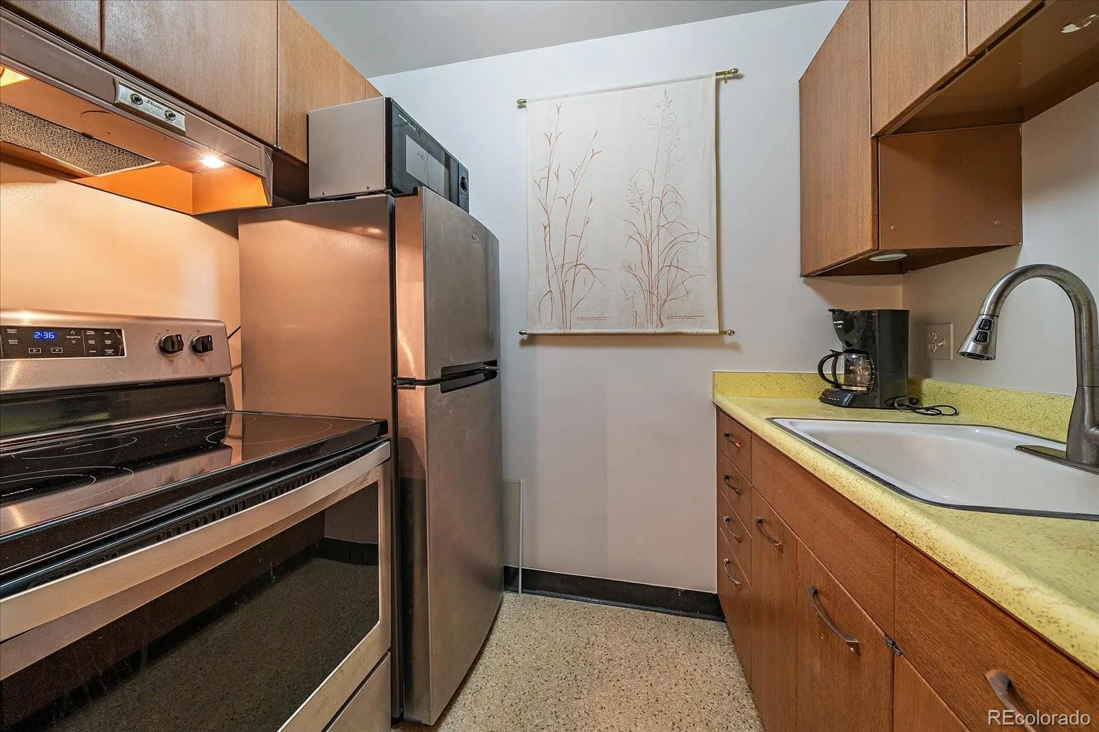 855 Pennsylvania Street #305 Denver CO 80203 MLS #REC4700874 06012026225941 1600 35