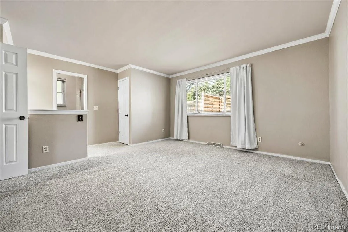 5477 S Cimarron Road Littleton CO 80123 MLS #REC4702585 05142026155242 1200 13