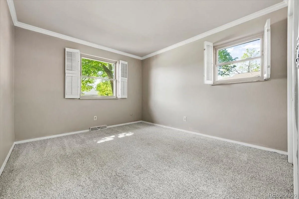 5477 S Cimarron Road Littleton CO 80123 MLS #REC4702585 05142026155242 1200 16