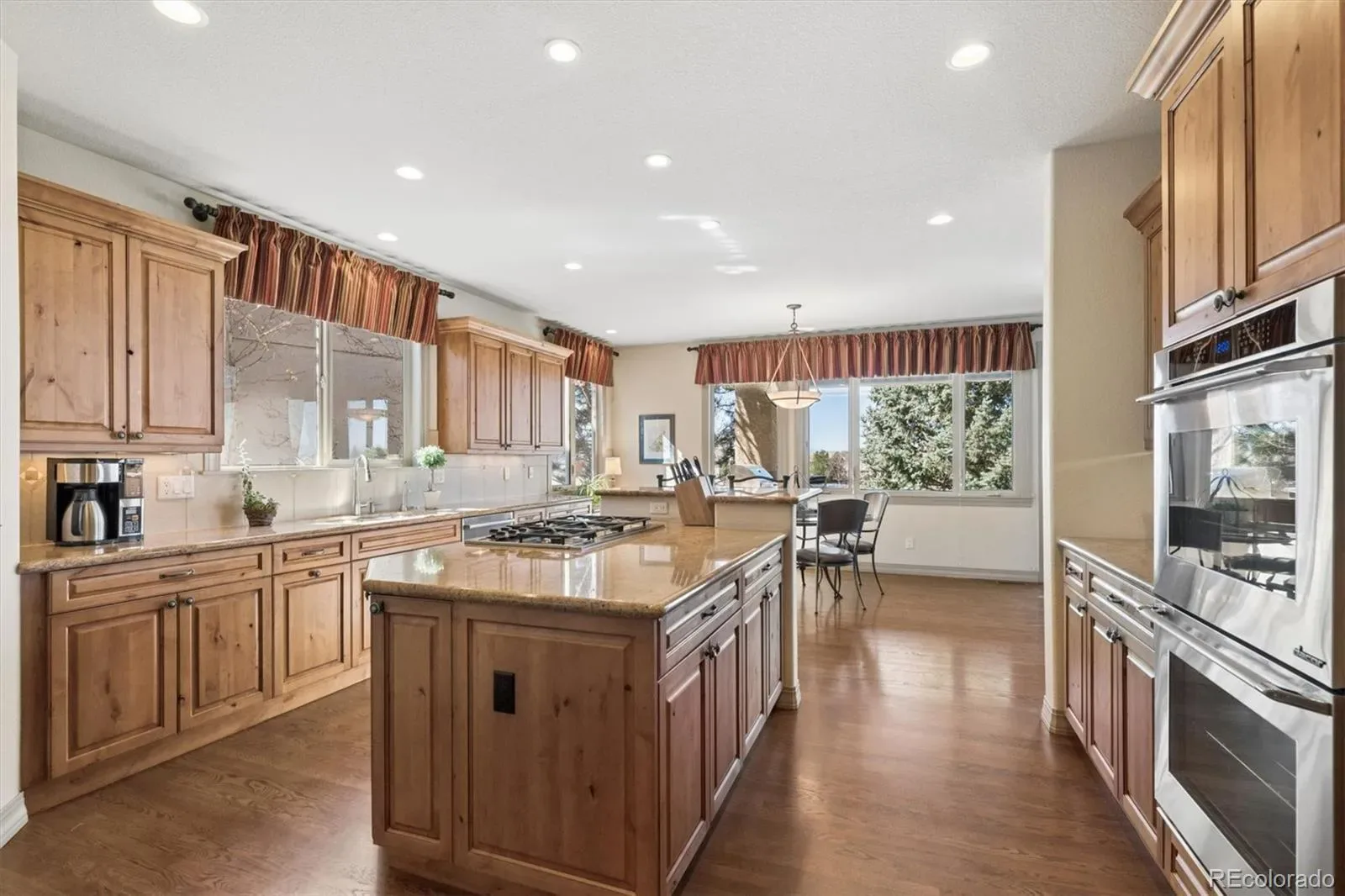 6893 S Netherland Way Aurora CO 80016 MLS #REC4703163 03232026151233 1600 16