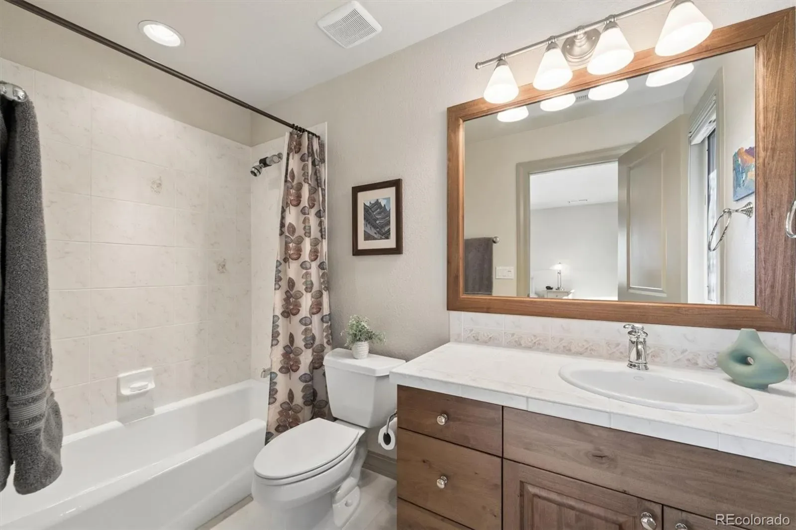 6893 S Netherland Way Aurora CO 80016 MLS #REC4703163 03232026151233 1600 27