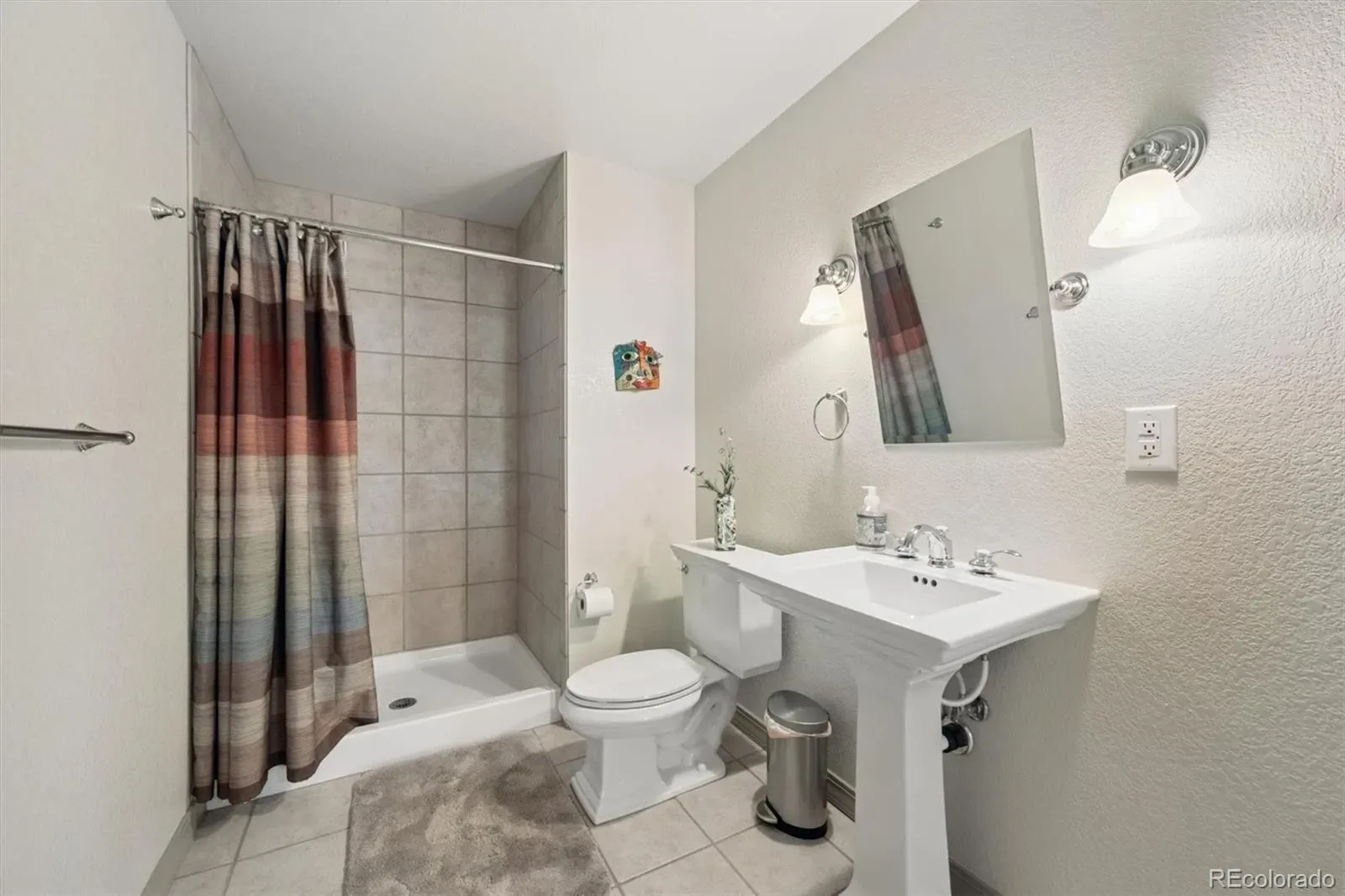 6893 S Netherland Way Aurora CO 80016 MLS #REC4703163 03232026151233 1600 37