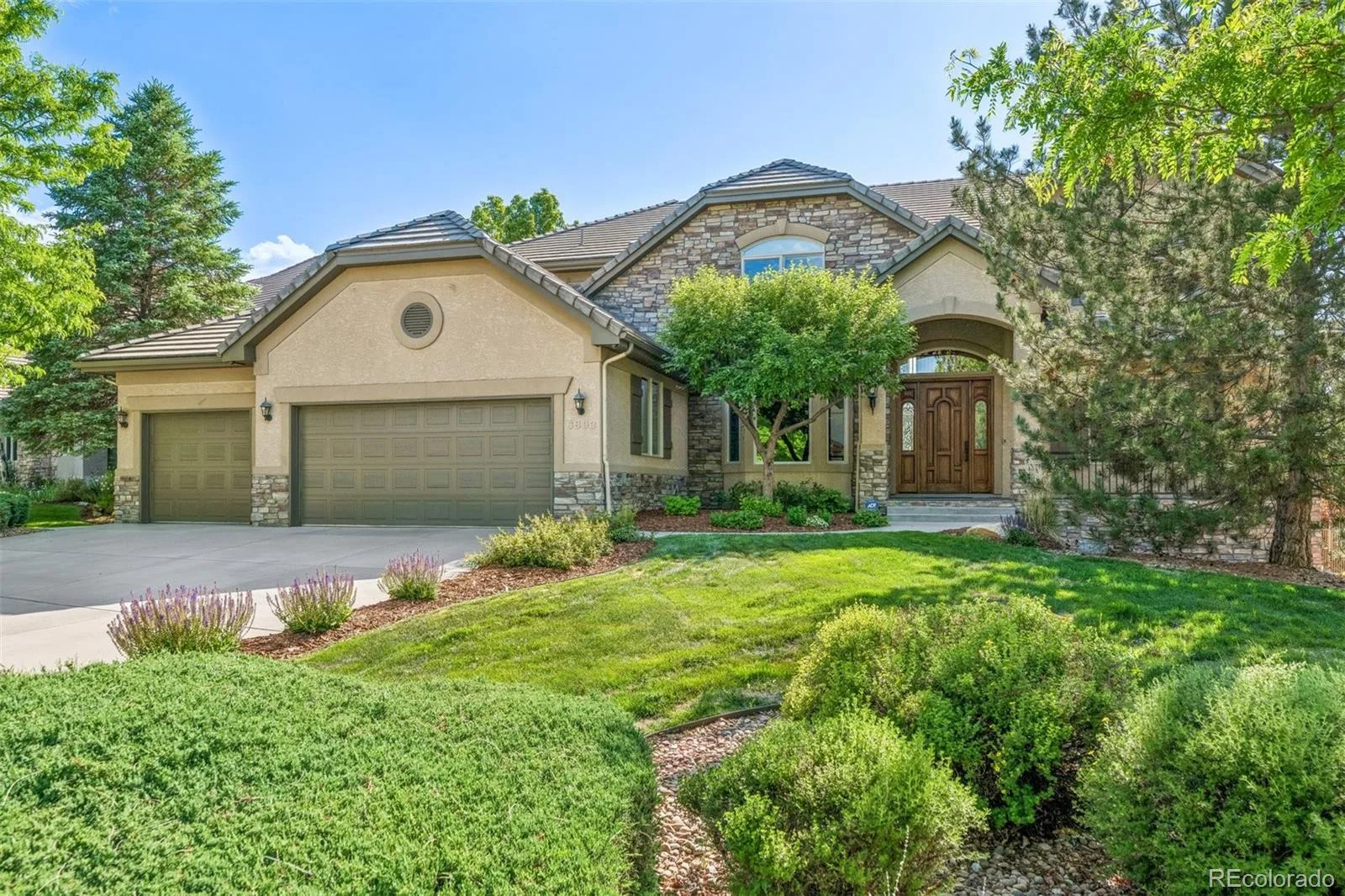 6893 S Netherland Way Aurora CO 80016 MLS #REC4703163 06092026160507 1600 1