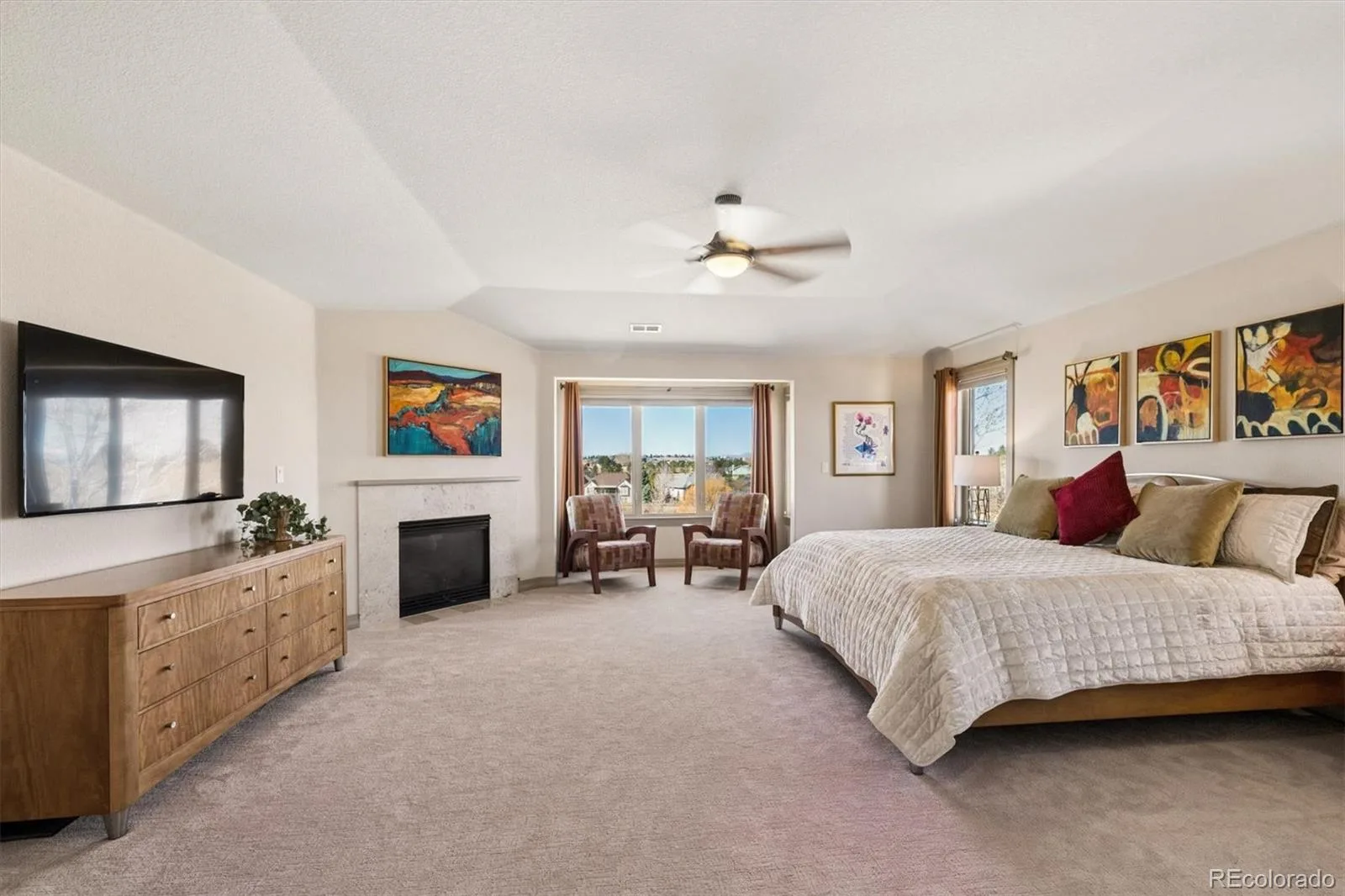 6893 S Netherland Way Aurora CO 80016 MLS #REC4703163 06092026160507 1600 18