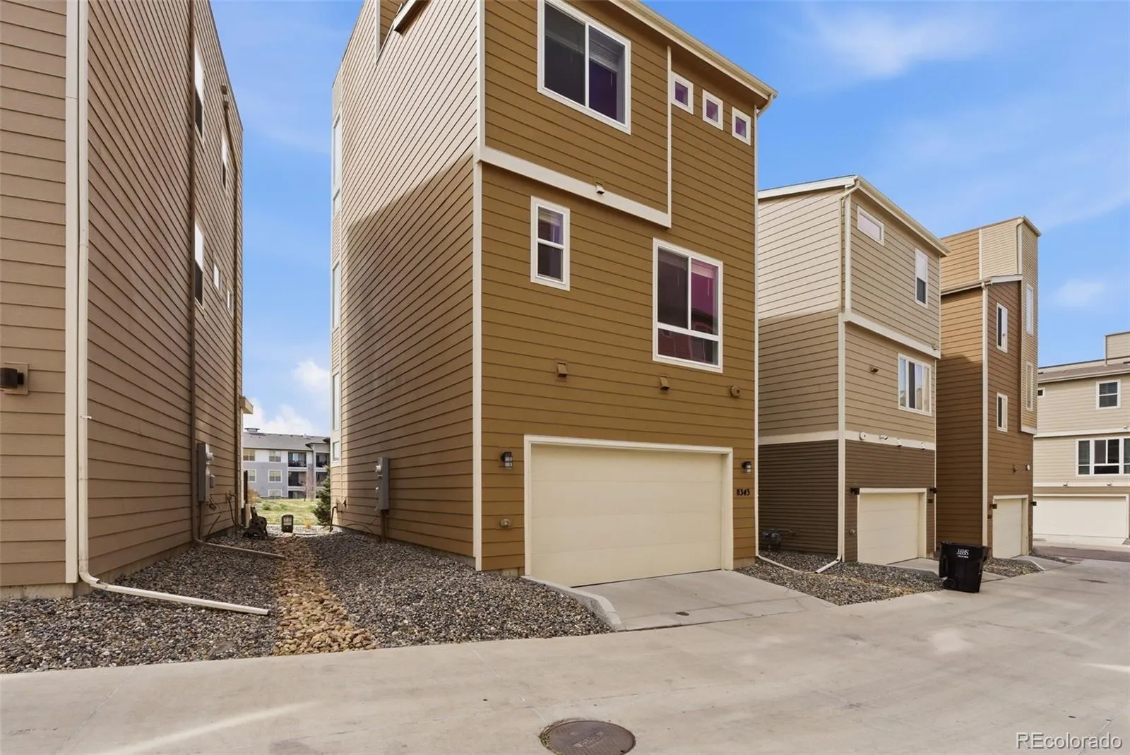 8343 Rivulet Point Highlands Ranch CO 80129 MLS #REC4703281 05142026155246 1600 32