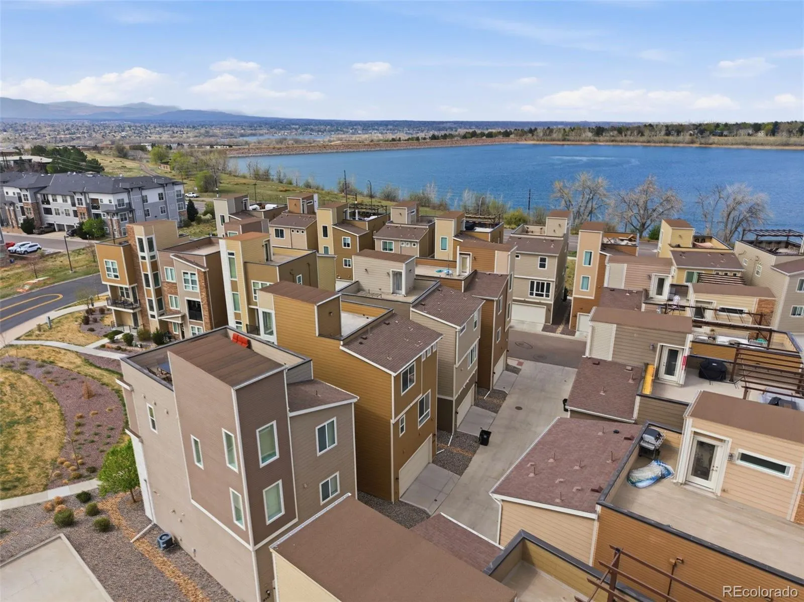 8343 Rivulet Point Highlands Ranch CO 80129 MLS #REC4703281 05142026155246 1600 40