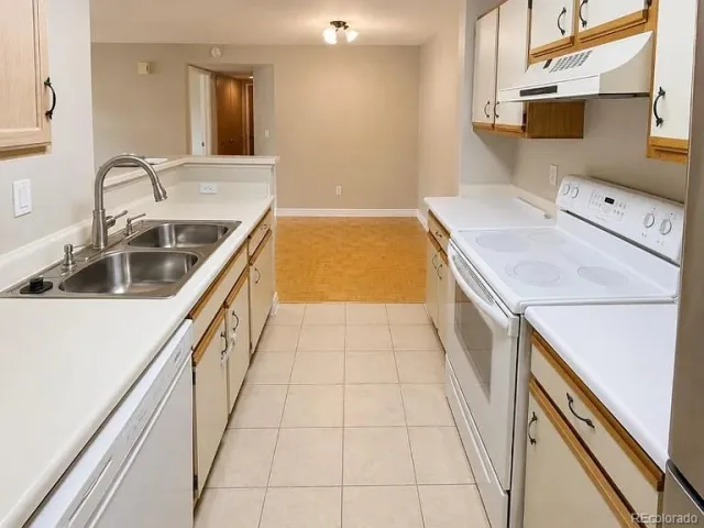 9510 E Florida Avenue #1052 Denver CO 80247 | MLS #REC4704394 08222026044336 640 5