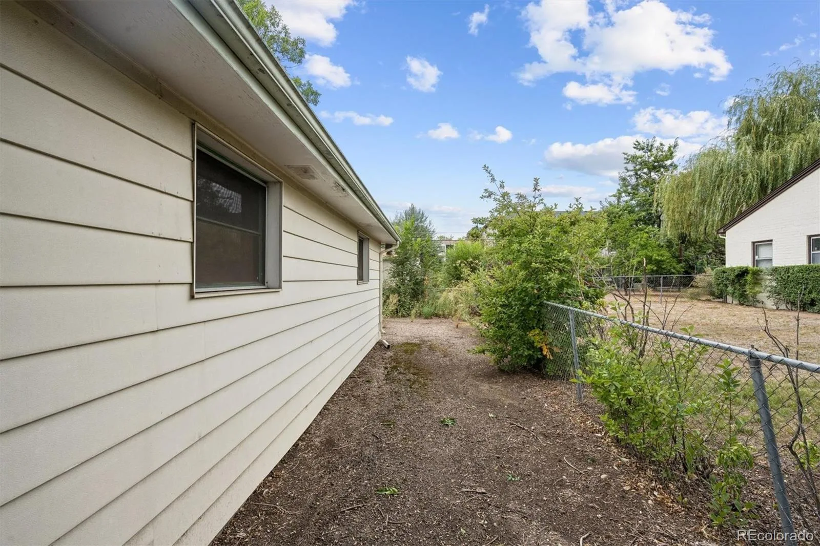 2645 Harlan Street Denver CO 80214 | MLS #REC4704797 08272026172049 1600 23