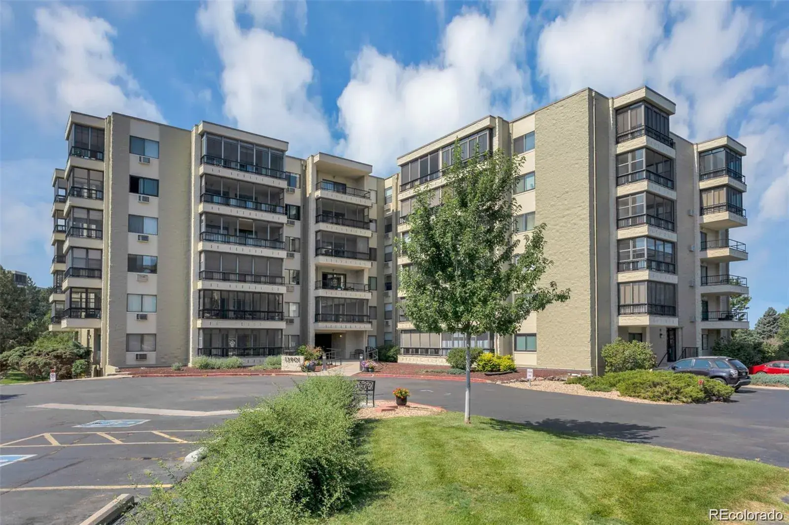 13901 E Marina Drive #105 Aurora CO 80014 MLS #REC4706573 05022025005421 1600 1