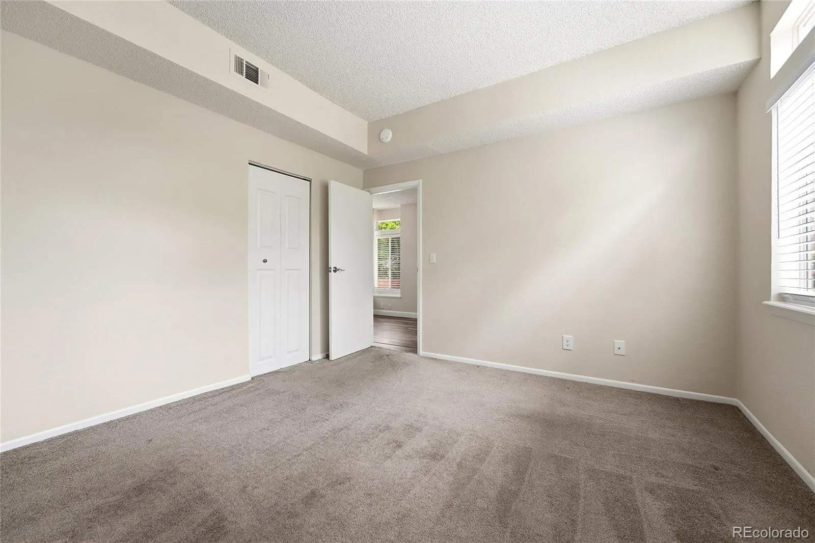 6001 S Yosemite Street #E101 Greenwood Village CO 80111 MLS #REC4706798 06012026190725 1600 17