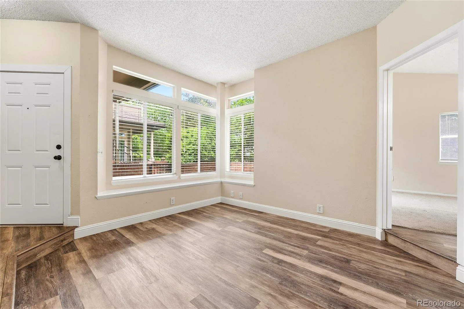 6001 S Yosemite Street #E101 Greenwood Village CO 80111 MLS #REC4706798 06012026190725 1600 24