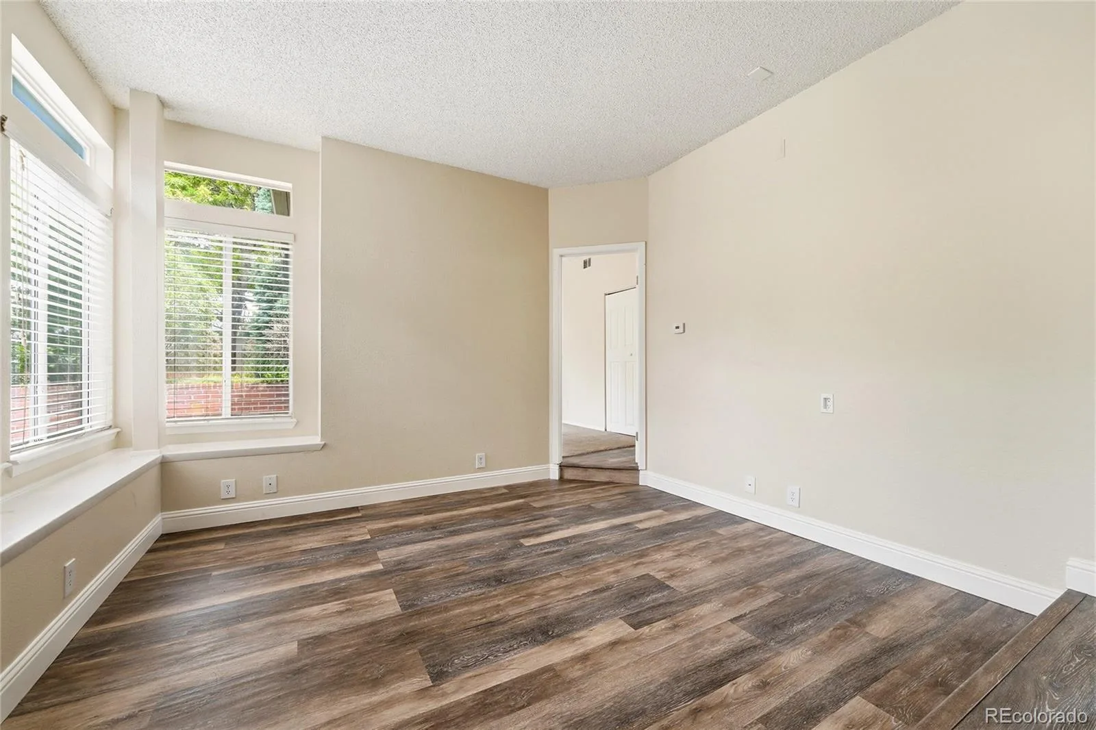 6001 S Yosemite Street #E101 Greenwood Village CO 80111 MLS #REC4706798 06012026190725 1600 25