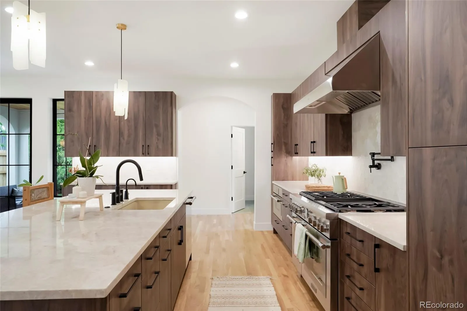 784 Locust Street Denver CO 80220 MLS #REC4708703 05222026220845 1600 8