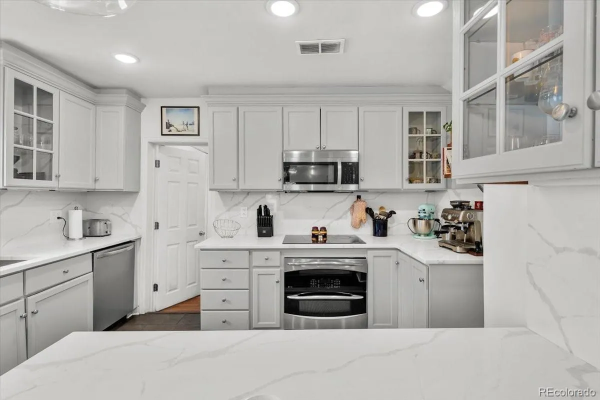 04042026182307 1200 10